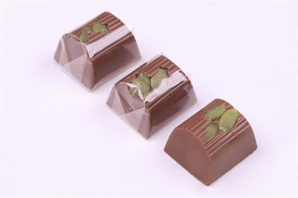 سويت ون - Sweet One - مغلف شفاف فستق K542